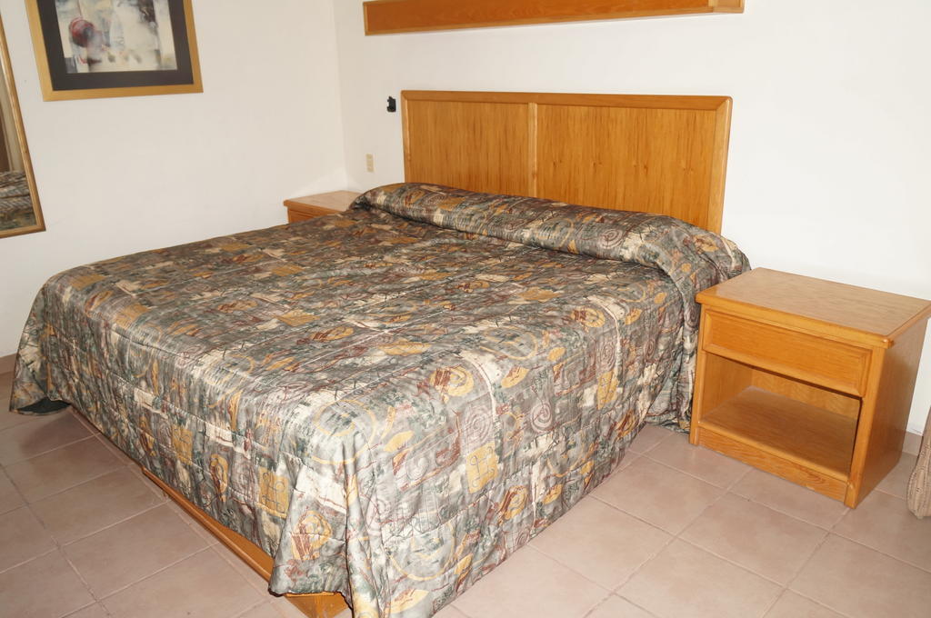 Maria Luisa Inn & Suites Juarez  Habitación foto
