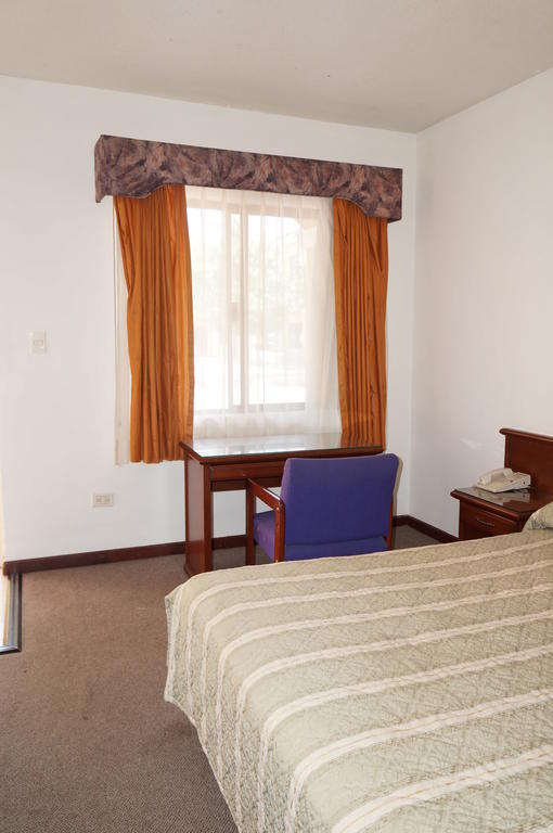 Maria Luisa Inn & Suites Juarez  Habitación foto