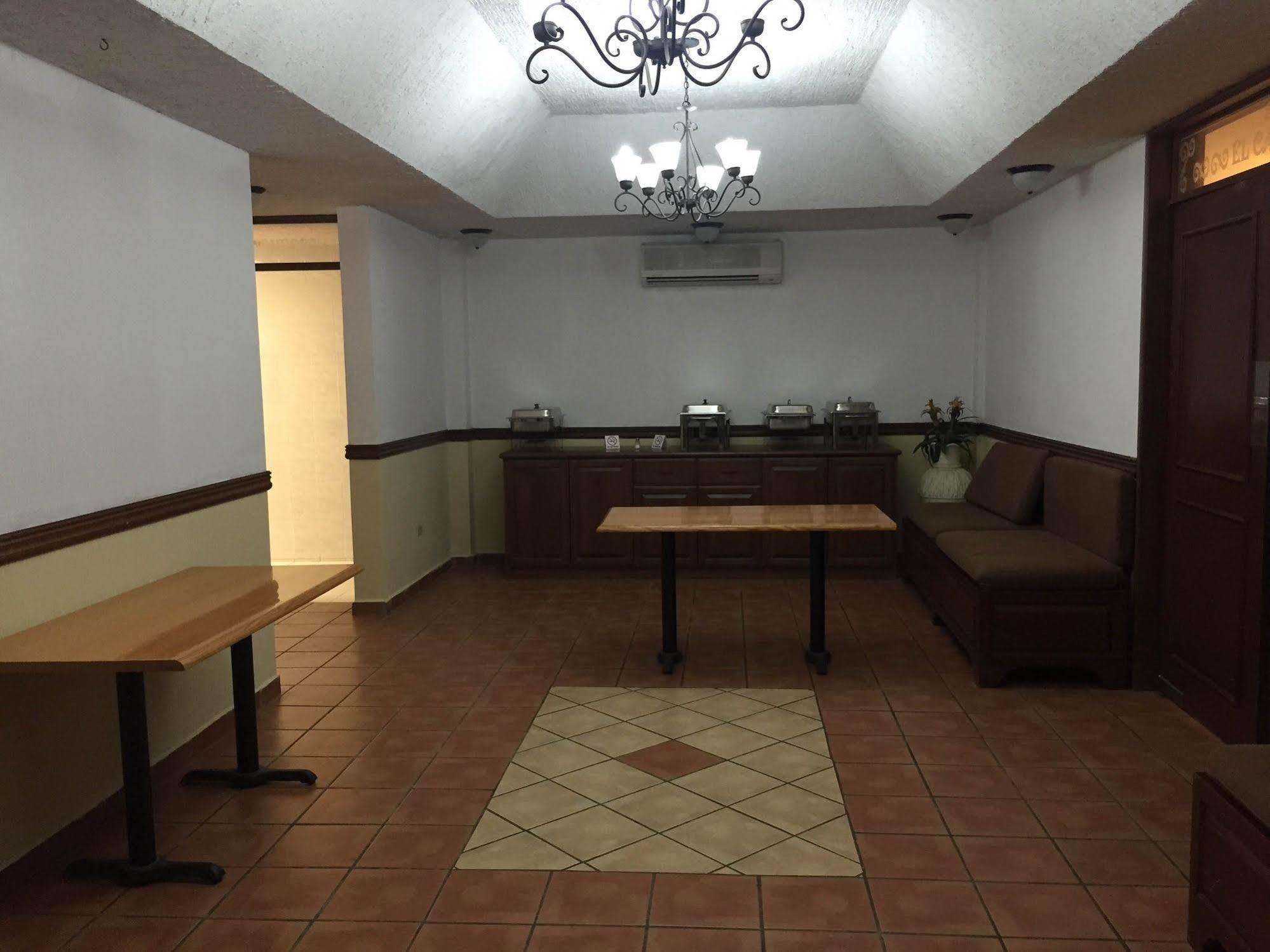 Maria Luisa Inn & Suites Juarez  Exterior foto